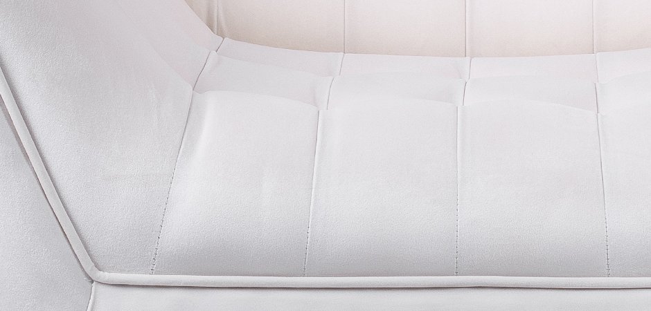 Кресло Danish Modern Armchair Tufted Accent белый велюр - фото №1