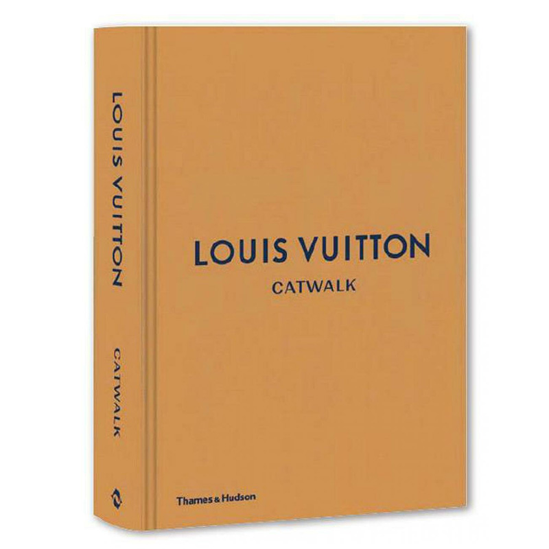 Louis Vuitton: Catwalk  в Казани | Loft Concept 