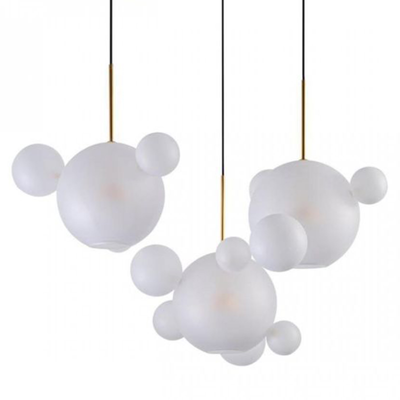 Светодиодный светильник Giopato & Coombes Bubble Chandelier Linear матовое белое стекло 3 плафона Белый Золотой в Казани | Loft Concept 