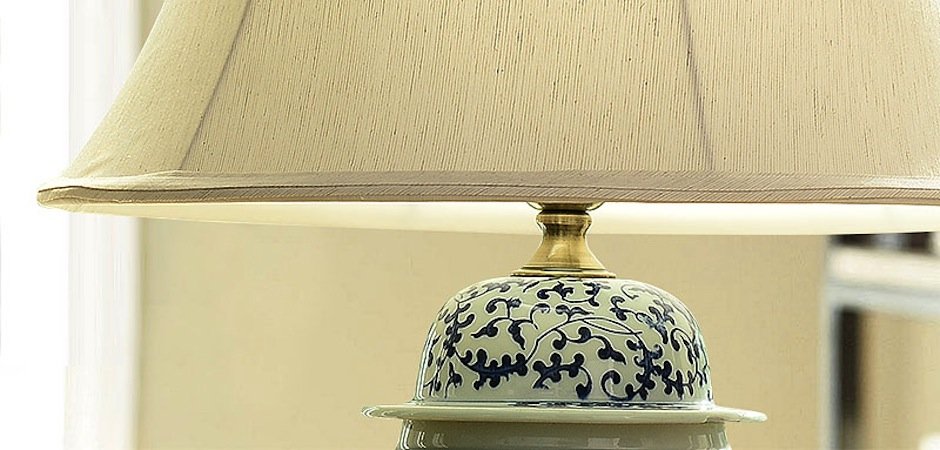 Настольная керамическая лампа с узором Kelly - Loft-Concept в Казани