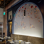 Обои ручная роспись Falling Flowers Standard colourway on Pale Grey dyed silk варинант исполнения - 3 | Loft Concept в Казани