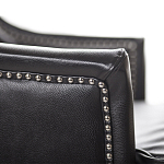 Кресло из натуральной кожи на 4-х деревянных ножках из массива бука Daniel Leather Armchair black варинант исполнения - 4 | Loft Concept в Казани