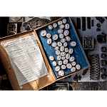 Книга Extraordinary Collections: French Interiors варинант исполнения - 8 | Loft Concept в Казани