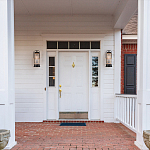 Настенный фонарь цилиндрической формы с рифленым стеклом в золотом каркасе на черном прямоугольном основании Eurofase варинант исполнения - 8 | Loft Concept в Казани