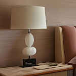 Настольная лампа на фигурном мраморном основании Conundrum варинант исполнения - 4 | Loft Concept в Казани