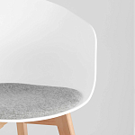 Стул из пластика с мягким сиденьем Eames варинант исполнения - 6 | Loft Concept в Казани