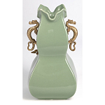 Ваза зеленого цвета из фарфора с бронзовыми ручками в виде драконов и рельефным цветочным декором Eden Garden porcelain and bronze варинант исполнения - 5 | Loft Concept в Казани