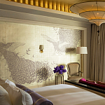 Обои ручная роспись в стиле Арт-деко Whistler Peacocks Special Colourway on 12 Carat White Gold gilded silk варинант исполнения - 1 | Loft Concept в Казани