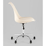 Офисный стул на металлическом основании EGGERY Beige пластик варинант исполнения - 4 | Loft Concept в Казани