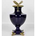Ваза темно-синего цвета из фарфора с бронзовыми стрекозами Eden Garden porcelain and bronze варинант исполнения - 1 | Loft Concept в Казани