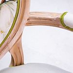 Стул с подлокотниками золотистый из бука с изображением птиц и цветов Blooming Birds варинант исполнения - 3 | Loft Concept в Казани