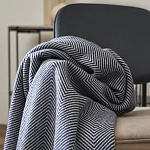 Плед из шерсти мериноса темно-синего цвета 130×180 см Indigo Waves варинант исполнения - 6 | Loft Concept в Казани