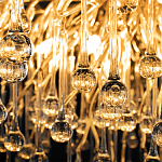 Люстра подвесная с прозрачными стеклянными подвесками в форме капель Диаметр 100 см Droplet Chandelier варинант исполнения - 10 | Loft Concept в Казани