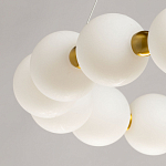 Люстра круглая с матовыми белыми шарами PEARLS Suspension варинант исполнения - 10 | Loft Concept в Казани