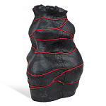 Ваза с красным кожаным жгутом "Красной нитью" варинант исполнения - 1 | Loft Concept в Казани