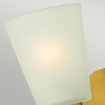 Бра с белым матовым стеклянным плафоном и тремя декоративными шарами Hinkley варинант исполнения - 9 | Loft Concept в Казани