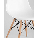Пластиковый стул на ножках из массива бука Eames White  варинант исполнения - 2 | Loft Concept в Казани