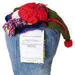 Подушка из джинсовой одежды и вязания Heart&Brain варинант исполнения - 3 | Loft Concept в Казани