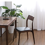 Стул деревянный с мягким сиденьем из черной натуральной кожи Moon Walnut Furniture варинант исполнения - 2 | Loft Concept в Казани