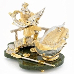 Икорница с ложкой с декором "Дед с осетром" с гравировкой на подставке из натурального камня Нефрит Decorative Cavair Dishes варинант исполнения - 1 | Loft Concept в Казани