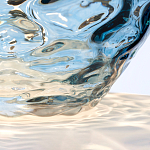 Настольная лампа со белым конусным абажуром и прозрачным голубым стеклянным основанием Quintiesse варинант исполнения - 5 | Loft Concept в Казани