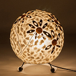 Настольная лампа из перламутра на металлическом каркасе Indonesian Ball варинант исполнения - 4 | Loft Concept в Казани