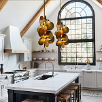 Люстра креативная из дисков цвета латунь Constellation Light and Style варинант исполнения - 4 | Loft Concept в Казани