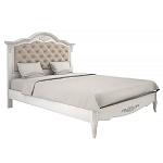 Кровать белая из массива бука с основанием и мягким изголовьем в стиле прованс White Provence варинант исполнения - 1 | Loft Concept в Казани