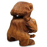 Статуэтка из дерева суар в виде обезьяны с детёнышем Mama Monkey варинант исполнения - 2 | Loft Concept в Казани