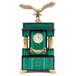 Часы настольные из натурального камня Малахит с декором в виде орла Eagle Stone Clock варинант исполнения - 1 | Loft Concept в Казани