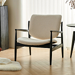 Кресло с каркасом и ножками из древесины и мягкими сиденьем и спинкой Venice варинант исполнения - 3 | Loft Concept в Казани