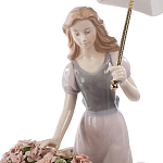 Статуэтка фарфоровая Девушка с цветами Charming Statuette варинант исполнения - 1 | Loft Concept в Казани