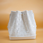 Кашпо в виде сумки  Bag Vase White Louis варинант исполнения - 3 | Loft Concept в Казани