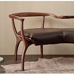 Кушетка с деревянным каркасом и сиденьем из коричневой натуральной кожи Moon Walnut Furniture варинант исполнения - 1 | Loft Concept в Казани