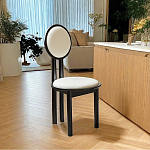 Дизайнерский стул из массива дерева с круглой спинкой Infinitude варинант исполнения - 1 | Loft Concept в Казани