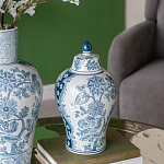 Ваза с крышкой и голубым цветочным рисунком на белом фоне Blue & White Ornament варинант исполнения - 4 | Loft Concept в Казани