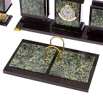 Настольный письменный набор из нефрита на ножках Executive Recruitment варинант исполнения - 2 | Loft Concept в Казани