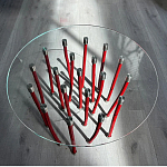 Дизайнерский журнальный стол с круглой прозрачной столешницей и основанием в виде красных металлических тросов Wires варинант исполнения - 1 | Loft Concept в Казани