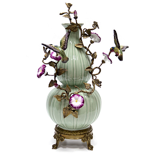 Фарфоровая ваза Hummingbird Over Bindweed