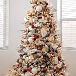 Заснеженная Новогодняя Ель с золотыми листьями и цветами в комплекте варинант исполнения - 1 | Loft Concept в Казани