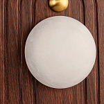 Настенный светильник с деревянным резным основанием Wood Wall Lamp варинант исполнения - 2 | Loft Concept в Казани