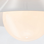 Потолочный светильник в форме конуса с белым шарообразным плафоном Quintiesse варинант исполнения - 3 | Loft Concept в Казани