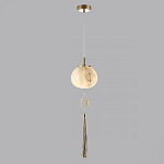 Подвесной светильник с шарообразным плафоном из белого стекла с подвеской из камня и кисточкой Agatelle варинант исполнения - 4 | Loft Concept в Казани