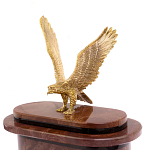 Часы настольные бронзовые из натурального камня Лемезит с декором в виде горного орла Eagle Stone Clock варинант исполнения - 3 | Loft Concept в Казани