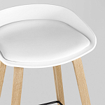 Барный стул на ножках из натурального дерева Boras White варинант исполнения - 7 | Loft Concept в Казани