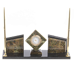 Настольный канцелярский набор из змеевика и офиокальцита с визитницами и часами Successful Leader варинант исполнения - 1 | Loft Concept в Казани