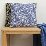 Подушка декоративная фиолетового цвета Blossom Essence Sophie варинант исполнения - 5 | Loft Concept в Казани