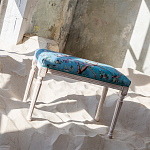 Банкетка из массива бука с цветочным принтом Turquoise Beige Chinoiserie Imperial  Garden Banquette варинант исполнения - 5 | Loft Concept в Казани