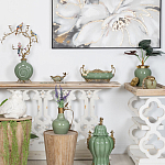 Кувшин зеленого цвета из фарфора с бронзовой крышкой и изогнутой ручкой Eden Garden porcelain and bronze варинант исполнения - 3 | Loft Concept в Казани