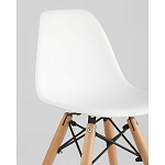 Пластиковый стул на ножках из массива бука Eames Small White варинант исполнения - 2 | Loft Concept в Казани